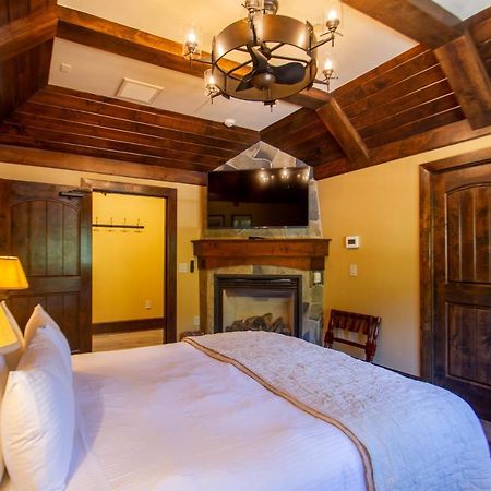 West Shore Cafe And Inn Homewood Екстер'єр фото