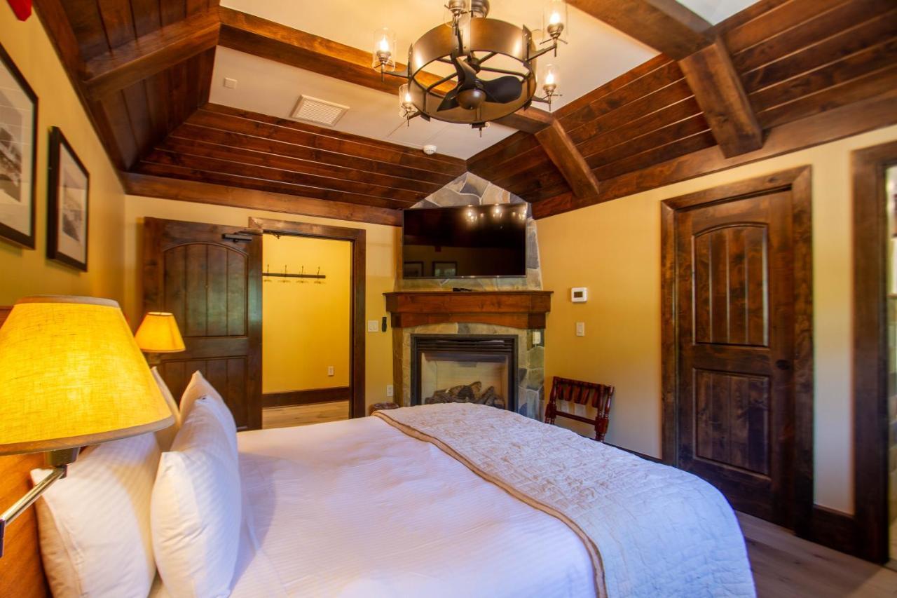 West Shore Cafe And Inn Homewood Екстер'єр фото